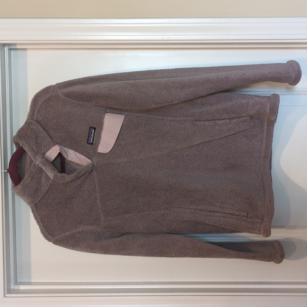 Patagonia pullover size L lilac